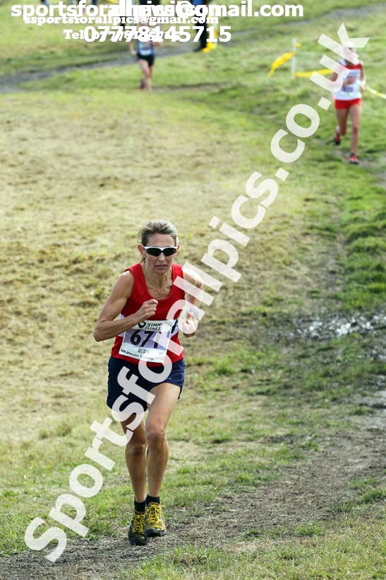 Senior womens 2019 Start Fitness Harrier League, Wrekenton, Gateshead. Photo: David T. Hewitson/Sports for All Pics